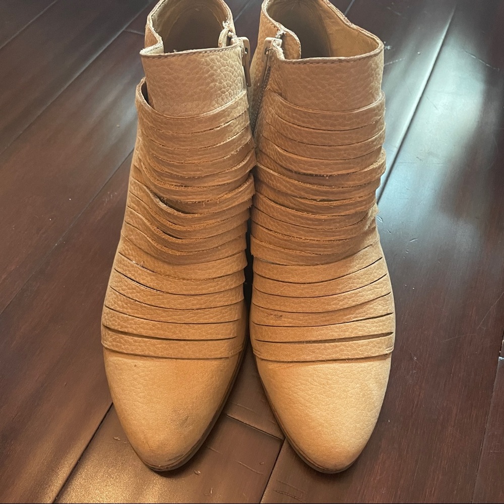Lucky Brand Heeled Ankle Boots
